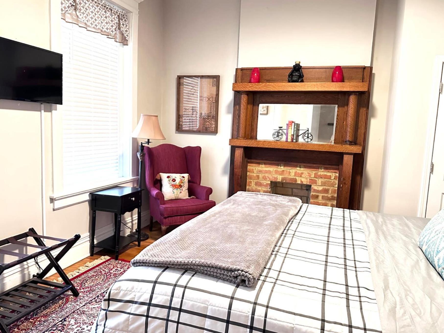 E1 Centrally Located In Carytown Fully Fenced 里士满 外观 照片